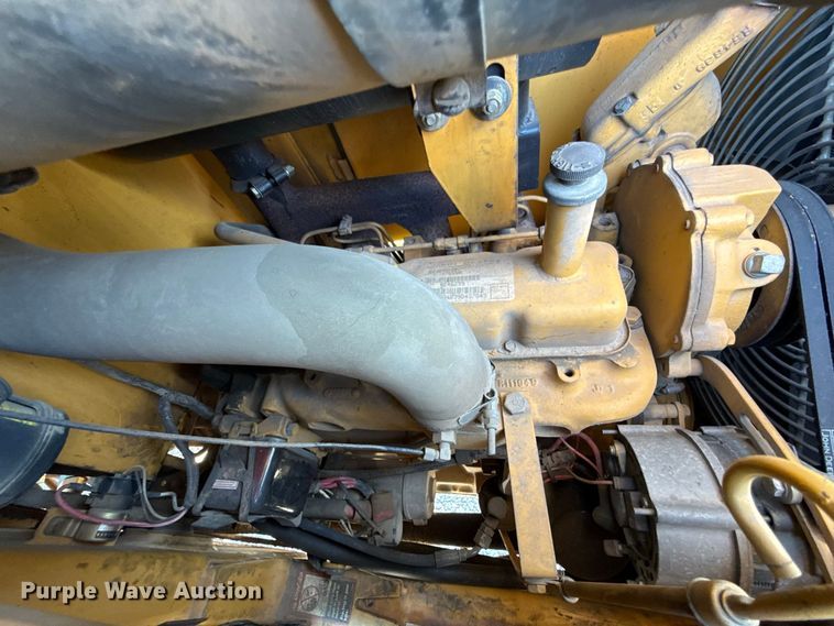 image for item FC4362 1994 John Deere 310D backhoe