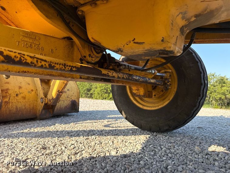 image for item FC4362 1994 John Deere 310D backhoe
