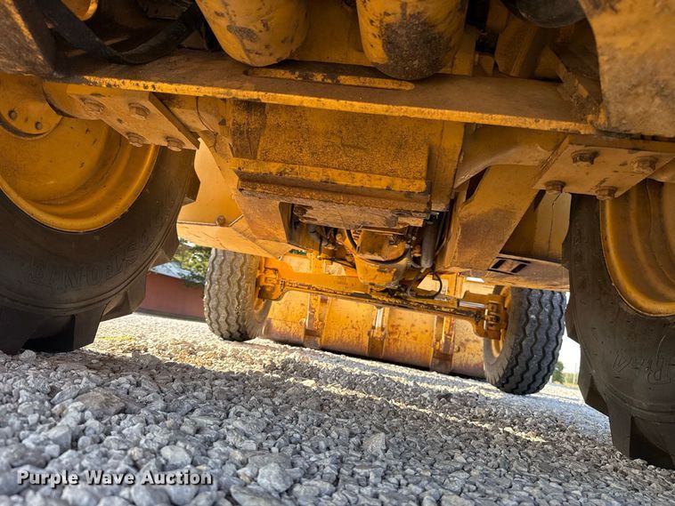image for item FC4362 1994 John Deere 310D backhoe