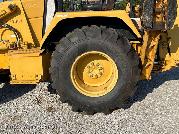 image for item FC4362 1994 John Deere 310D backhoe