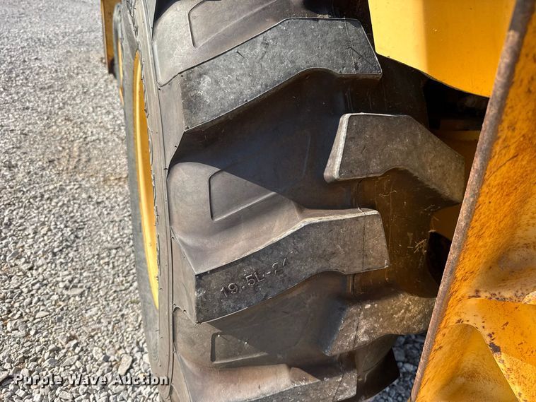 image for item FC4362 1994 John Deere 310D backhoe