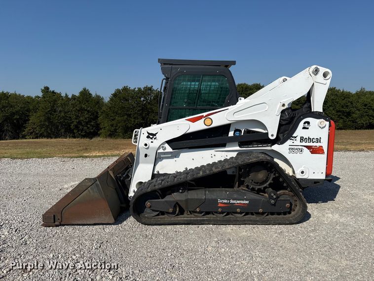 image for item FC4364 2018 Bobcat T870 tracked skid steer loader