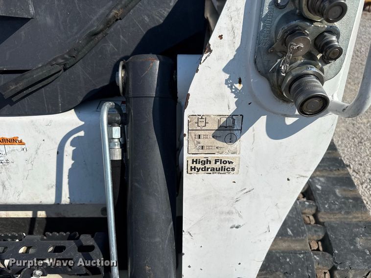image for item FC4364 2018 Bobcat T870 tracked skid steer loader