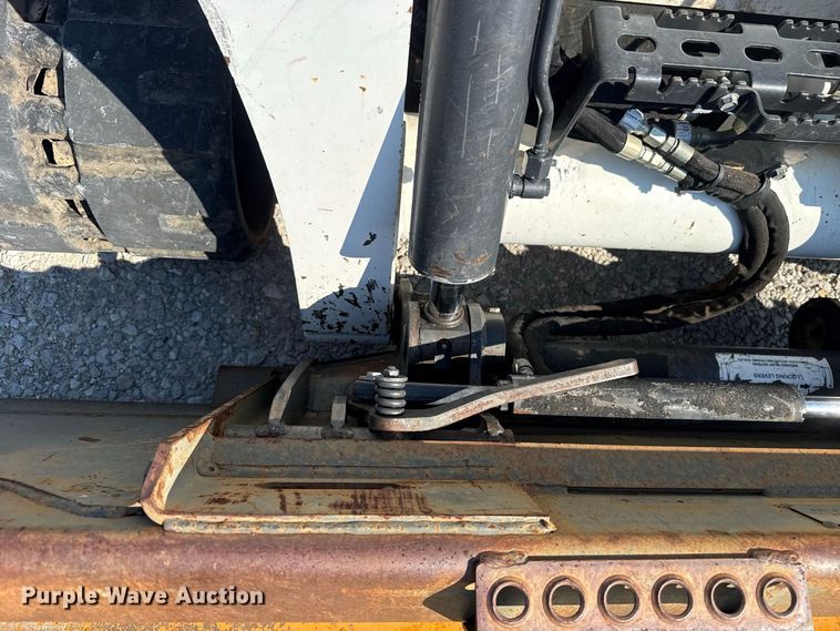 image for item FC4364 2018 Bobcat T870 tracked skid steer loader