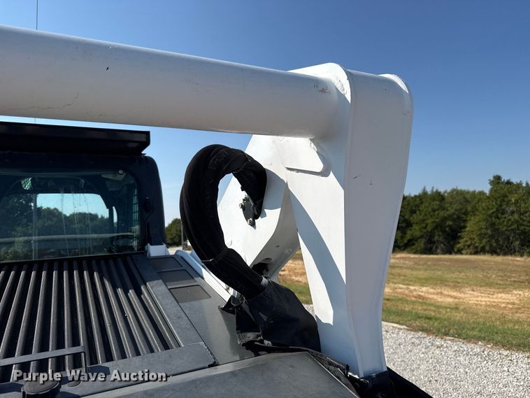 image for item FC4364 2018 Bobcat T870 tracked skid steer loader