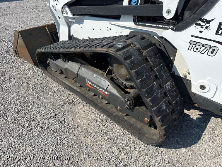 image for item FC4364 2018 Bobcat T870 tracked skid steer loader
