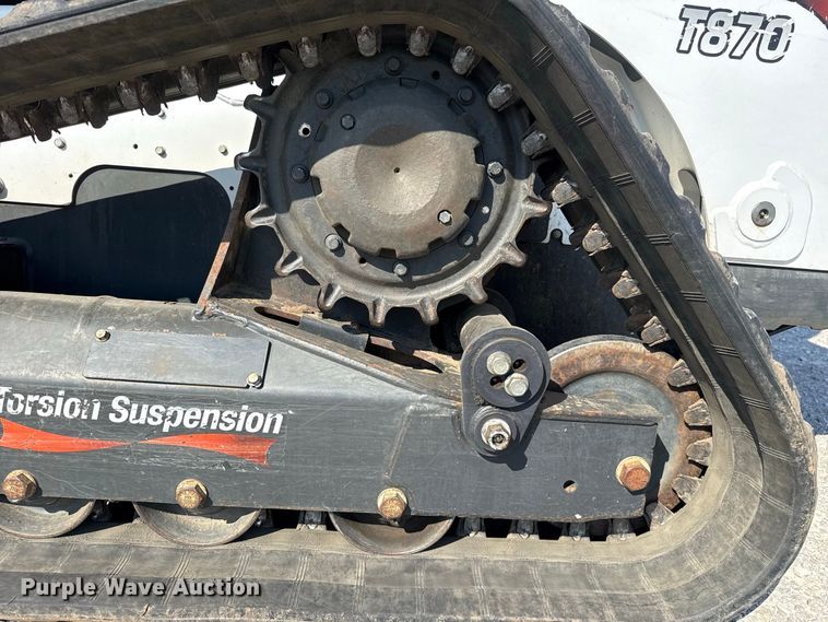 image for item FC4364 2018 Bobcat T870 tracked skid steer loader