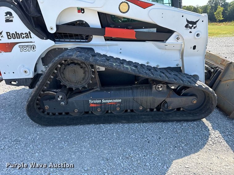 image for item FC4364 2018 Bobcat T870 tracked skid steer loader