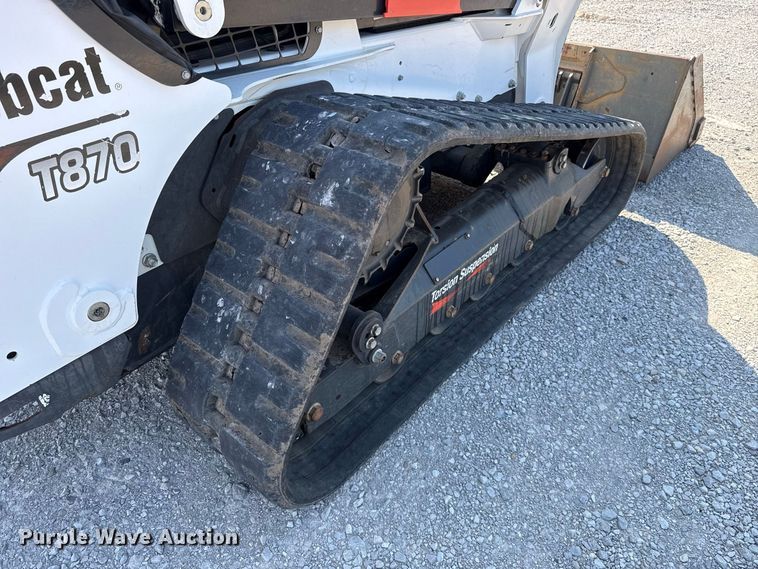 image for item FC4364 2018 Bobcat T870 tracked skid steer loader