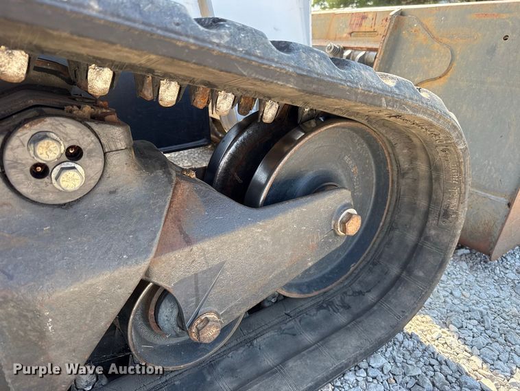 image for item FC4364 2018 Bobcat T870 tracked skid steer loader