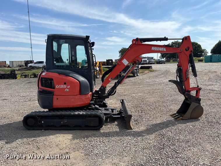 image for item FC4396 2020 Kubota U35-4 mini excavator