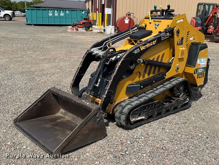image for item FC4398 2023 Vermeer S295TX compact utility loader