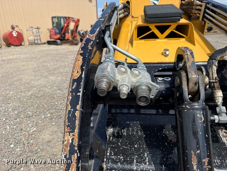 image for item FC4398 2023 Vermeer S295TX compact utility loader