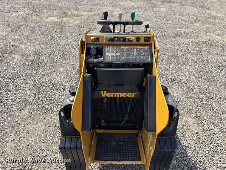 image for item FC4398 2023 Vermeer S295TX compact utility loader