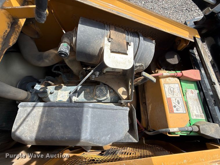 image for item FC4398 2023 Vermeer S295TX compact utility loader