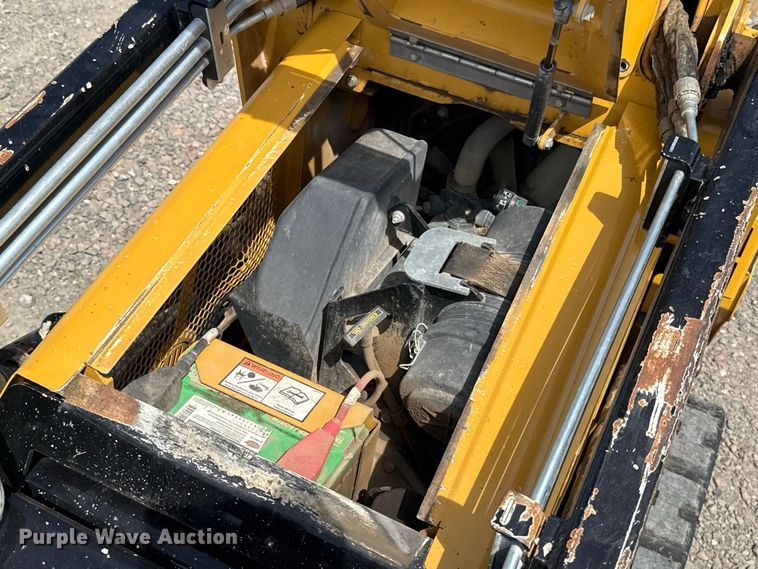 image for item FC4398 2023 Vermeer S295TX compact utility loader