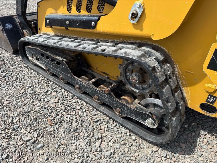 image for item FC4398 2023 Vermeer S295TX compact utility loader
