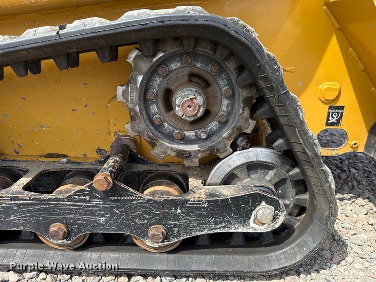 image for item FC4398 2023 Vermeer S295TX compact utility loader
