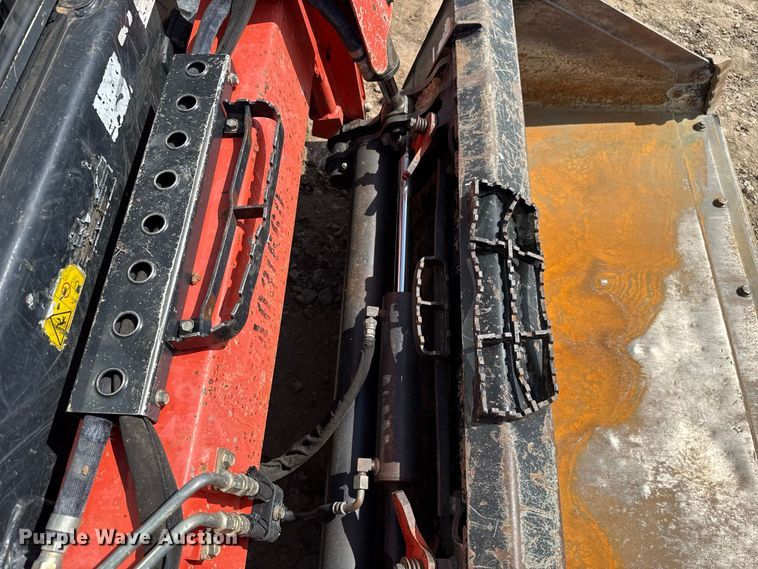 image for item FC4412 2021 Kubota SVL65-2 tracked skid steer loader