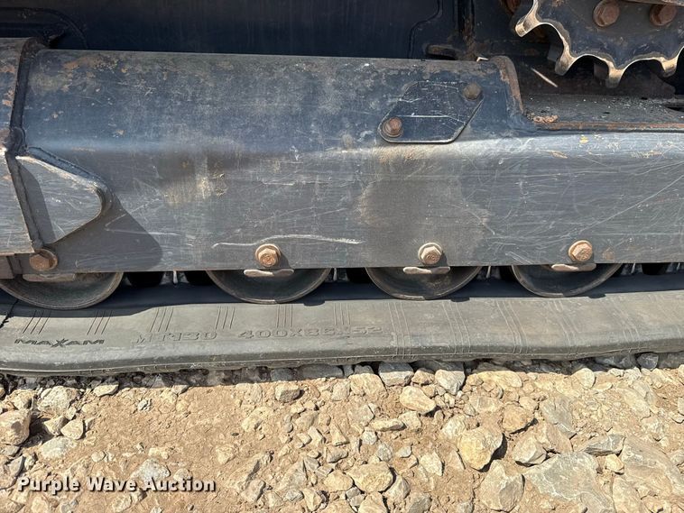 image for item FC4412 2021 Kubota SVL65-2 tracked skid steer loader