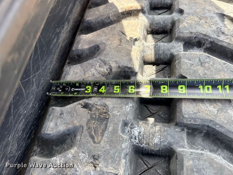 image for item FC4412 2021 Kubota SVL65-2 tracked skid steer loader