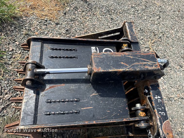 image for item FC4413 Land Pride SGR1578 skid steer grapple bucket