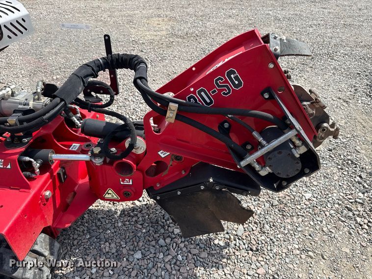 image for item FC4414 2021 Barreto 30-SG stump grinder