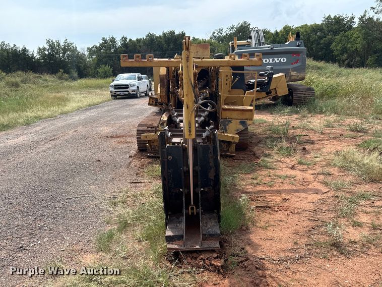 image for item FC4420 Vermeer T-600D trencher