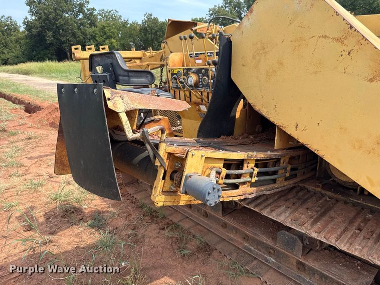 image for item FC4420 Vermeer T-600D trencher