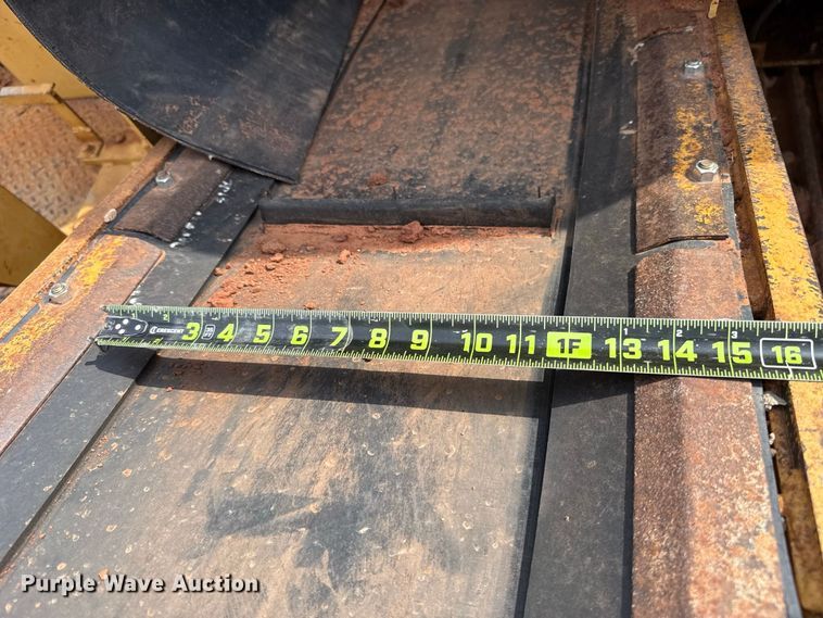 image for item FC4420 Vermeer T-600D trencher