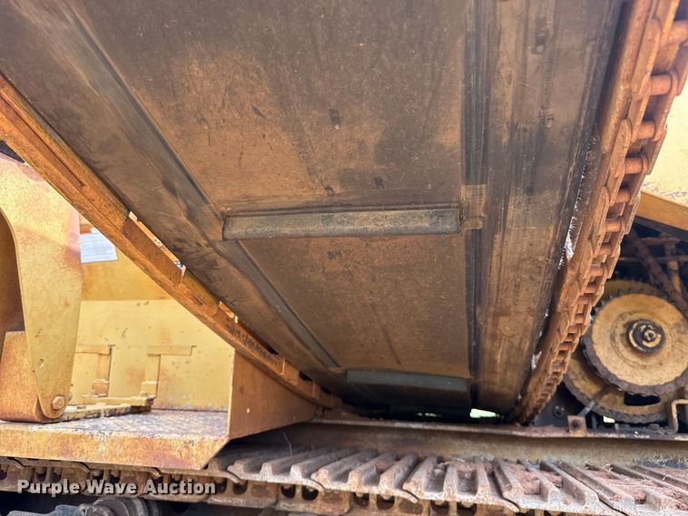 image for item FC4420 Vermeer T-600D trencher