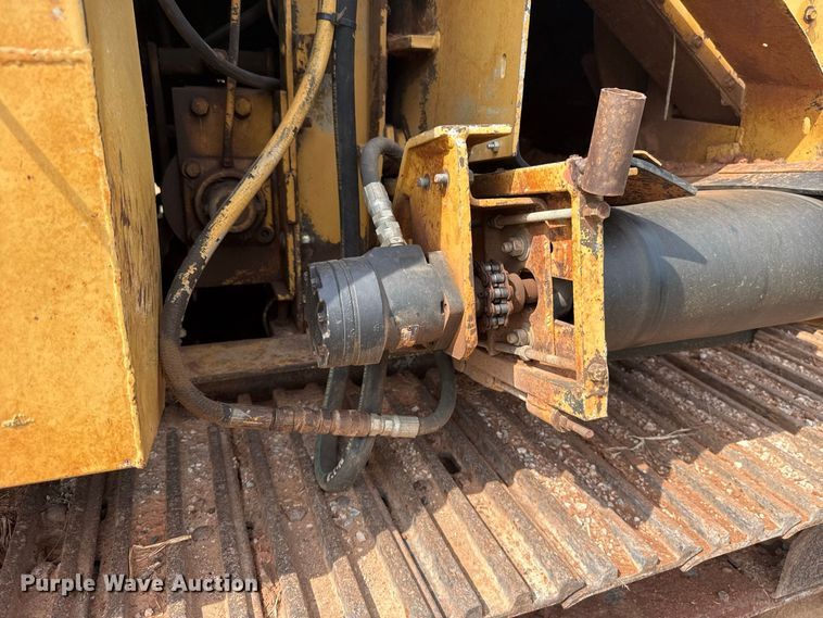 image for item FC4420 Vermeer T-600D trencher