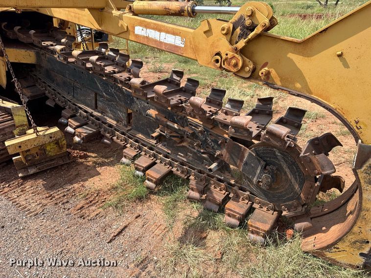 image for item FC4420 Vermeer T-600D trencher