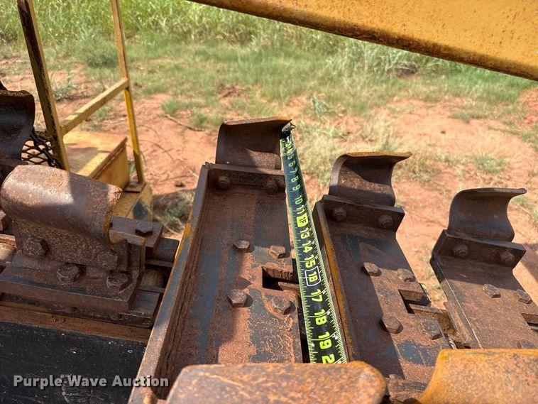 image for item FC4420 Vermeer T-600D trencher