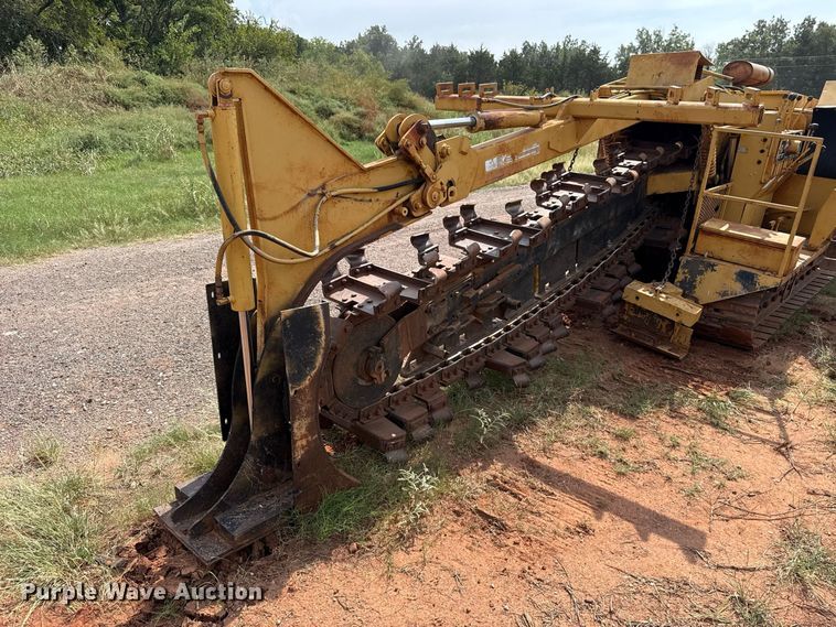 image for item FC4420 Vermeer T-600D trencher