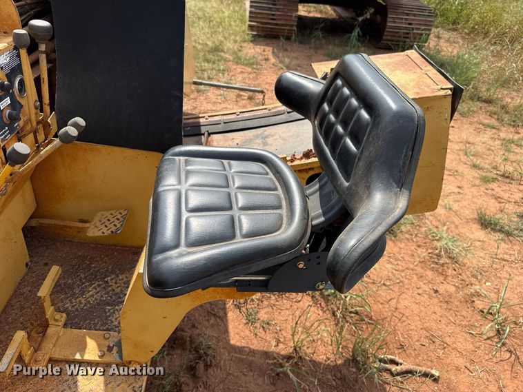image for item FC4420 Vermeer T-600D trencher