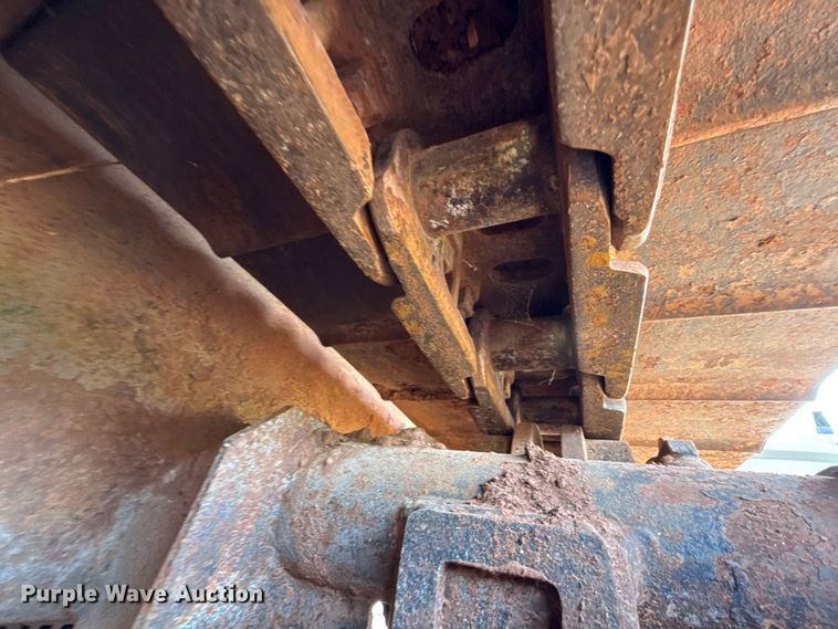 image for item FC4420 Vermeer T-600D trencher