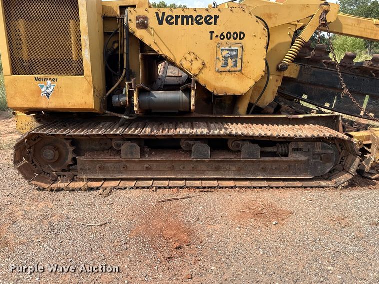 image for item FC4420 Vermeer T-600D trencher