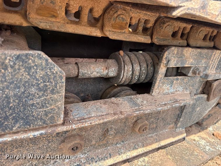 image for item FC4420 Vermeer T-600D trencher