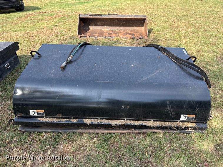 image for item FC4421 John Deere BR84C skid steer broom