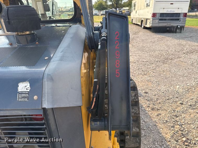 image for item FC4440 2017 John Deere 333G tracked skid steer loader