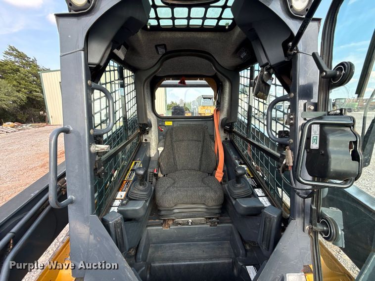 image for item FC4440 2017 John Deere 333G tracked skid steer loader