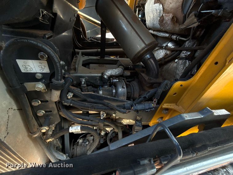 image for item FC4440 2017 John Deere 333G tracked skid steer loader