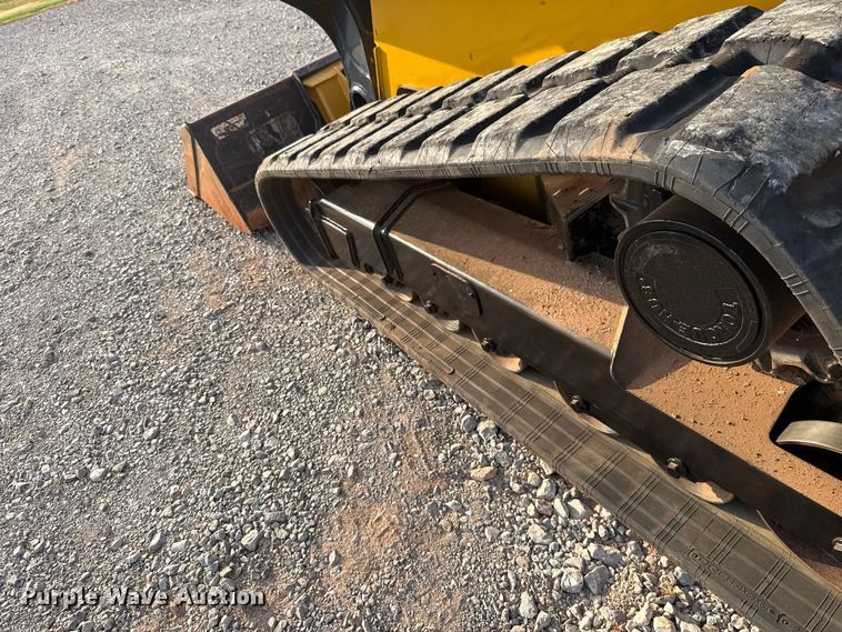 image for item FC4440 2017 John Deere 333G tracked skid steer loader