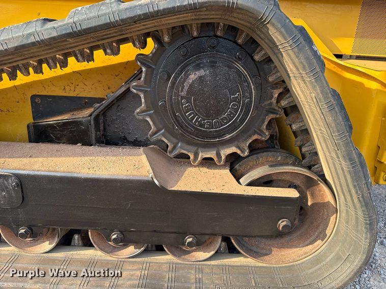image for item FC4440 2017 John Deere 333G tracked skid steer loader