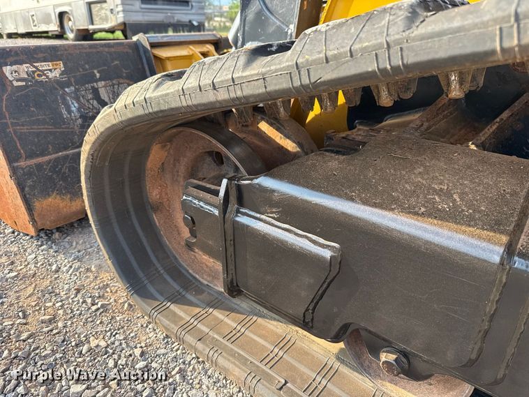 image for item FC4440 2017 John Deere 333G tracked skid steer loader