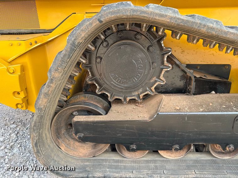 image for item FC4440 2017 John Deere 333G tracked skid steer loader