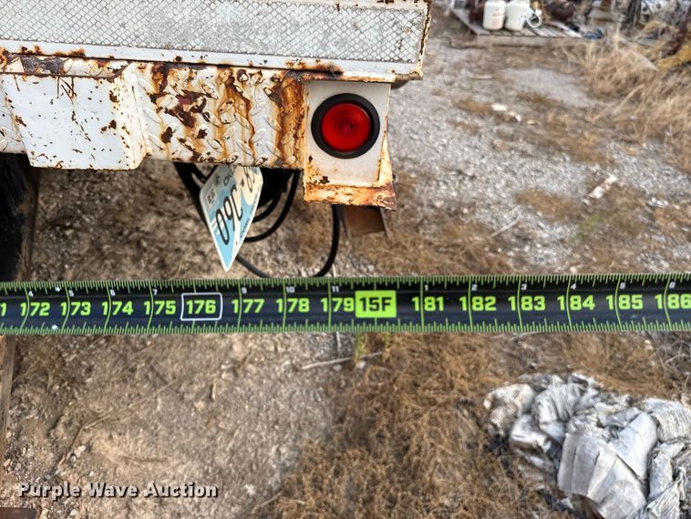 image for item FC4444 2001 Ford F750 Super Duty digger derrick truck