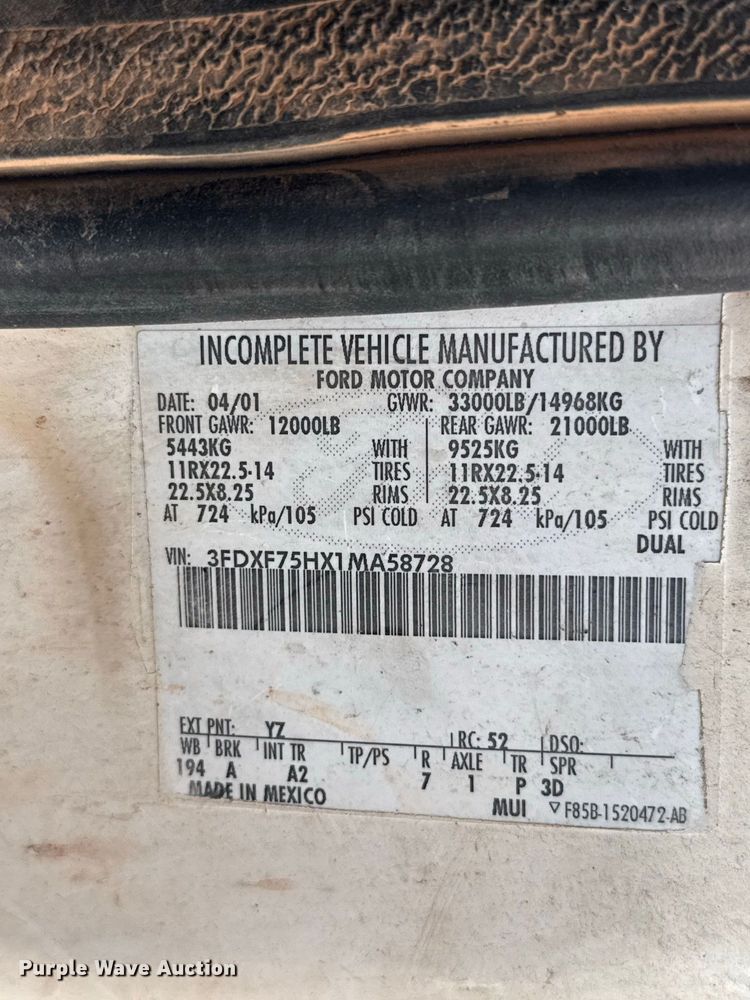 image for item FC4444 2001 Ford F750 Super Duty digger derrick truck