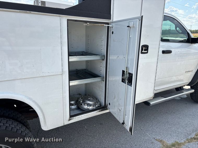 image for item FG0681 2022 RAM 5500 utility / service truck